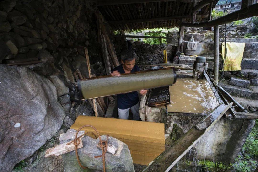 温州国保瓯海泽雅四连碓造纸作坊