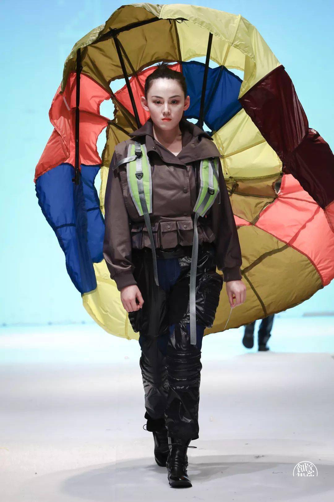 2020东华大学服装与艺术设计学院服装艺术设计专业二零一