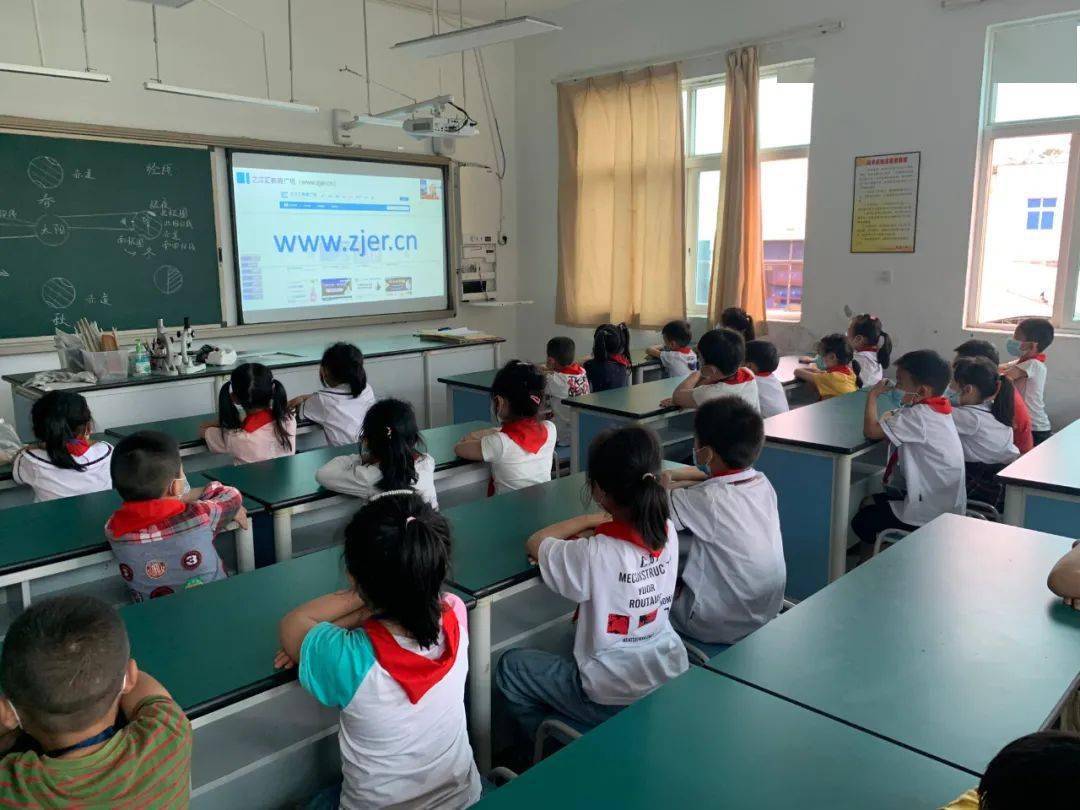目前已在坎门海都小学,坎门双龙小学,城关三合潭小学开课.