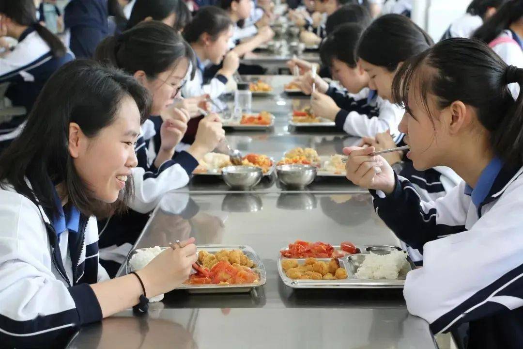 华附生活说实话华附的食堂我想吃一辈子