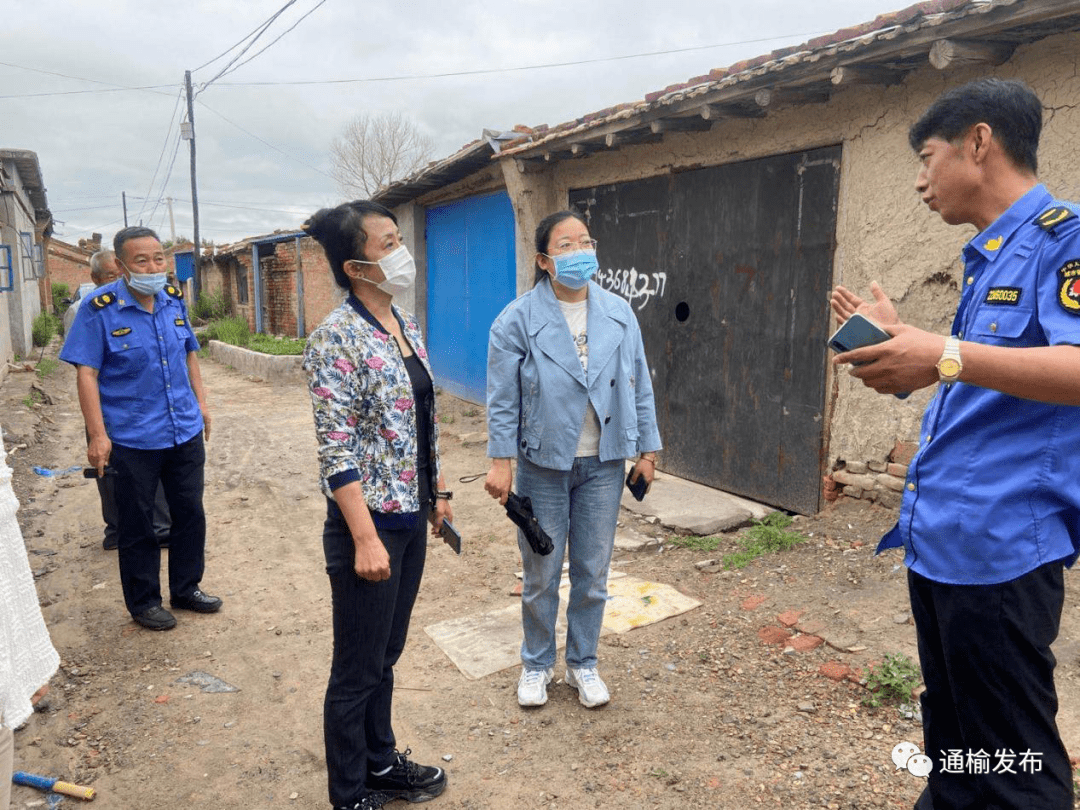 6月24日,县委常委,统战部部长沈玲带领统战部包保干部到体育公园地块