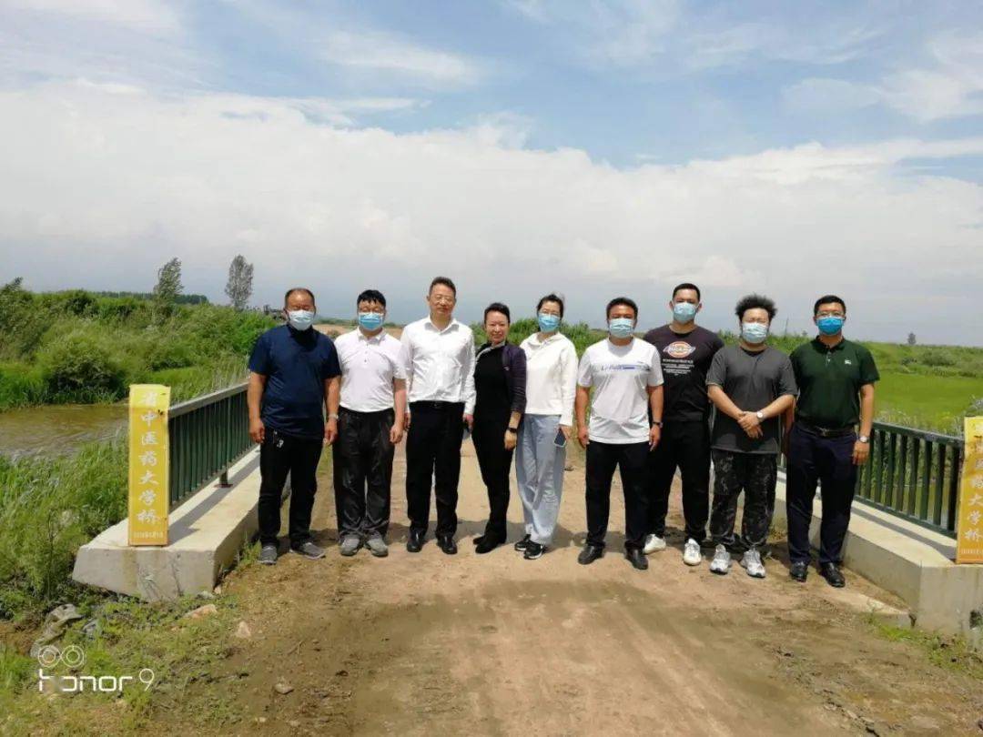 端午情浓,心系扶贫——校领导到延寿县加信镇民主村调研脱贫攻坚工作