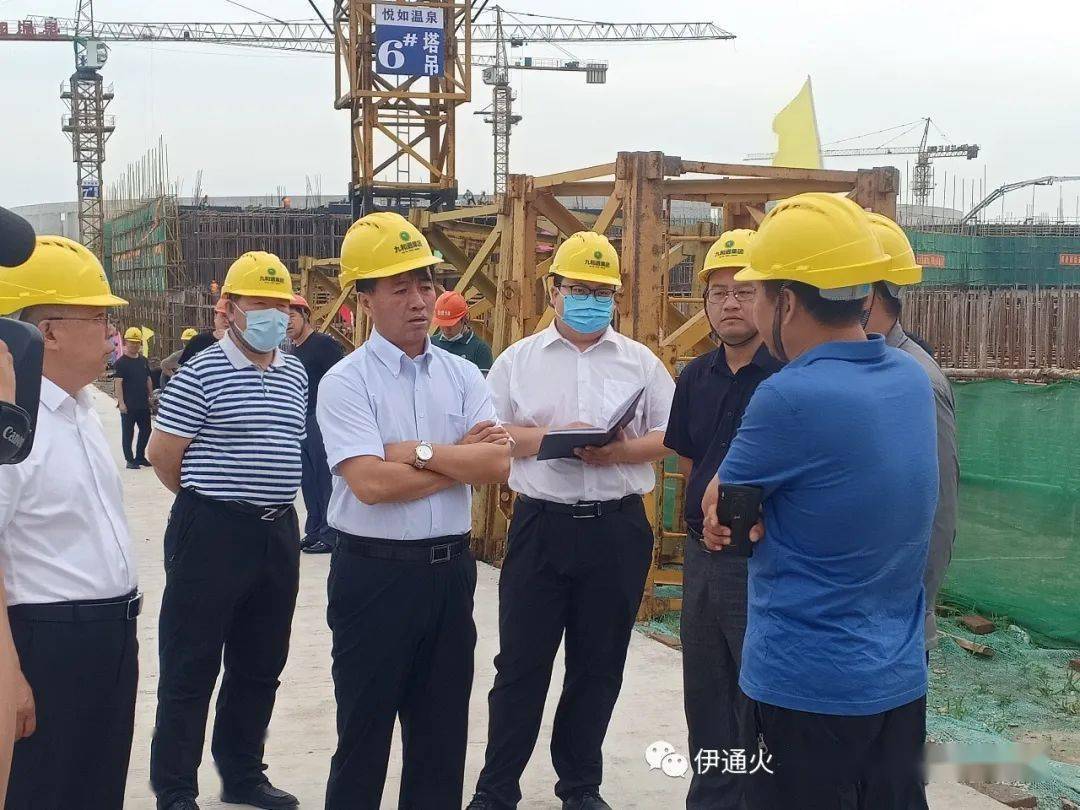 在调研过程中,曾范涛县长还询问了解企业在项目建设方