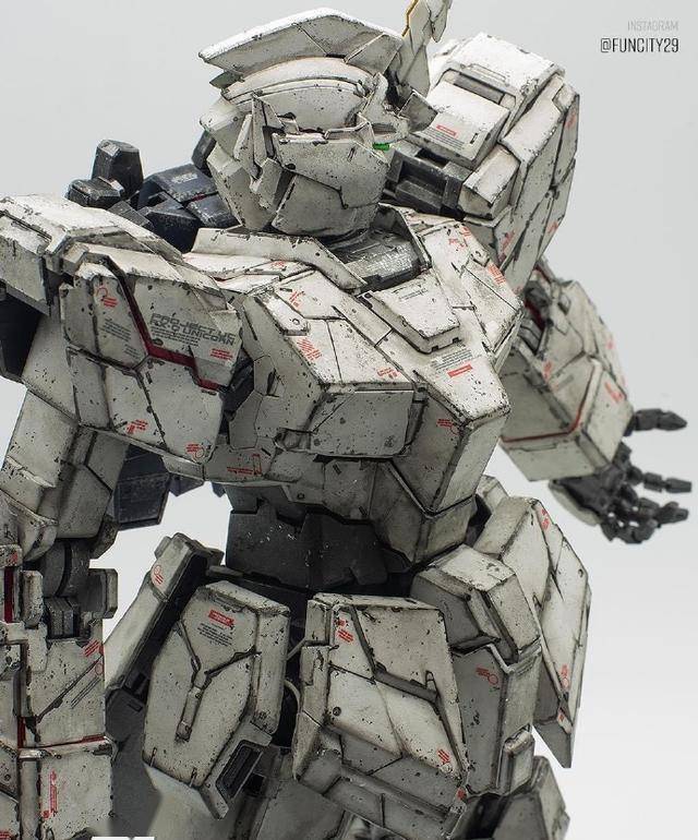 旧化涂装pg独角兽高达模型