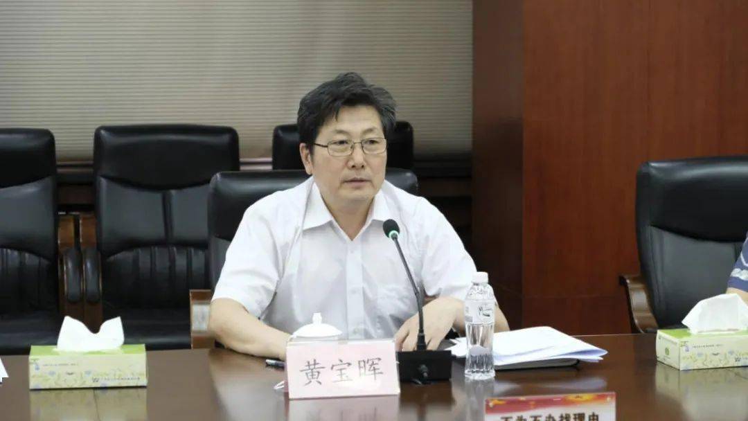 于洪区人大常委会对贯彻实施安全生产法情况进行执法检查