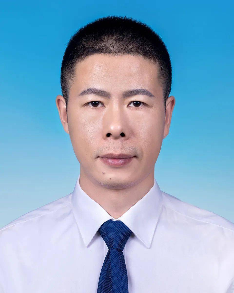 关于王雁等29位同志任前公示的公告