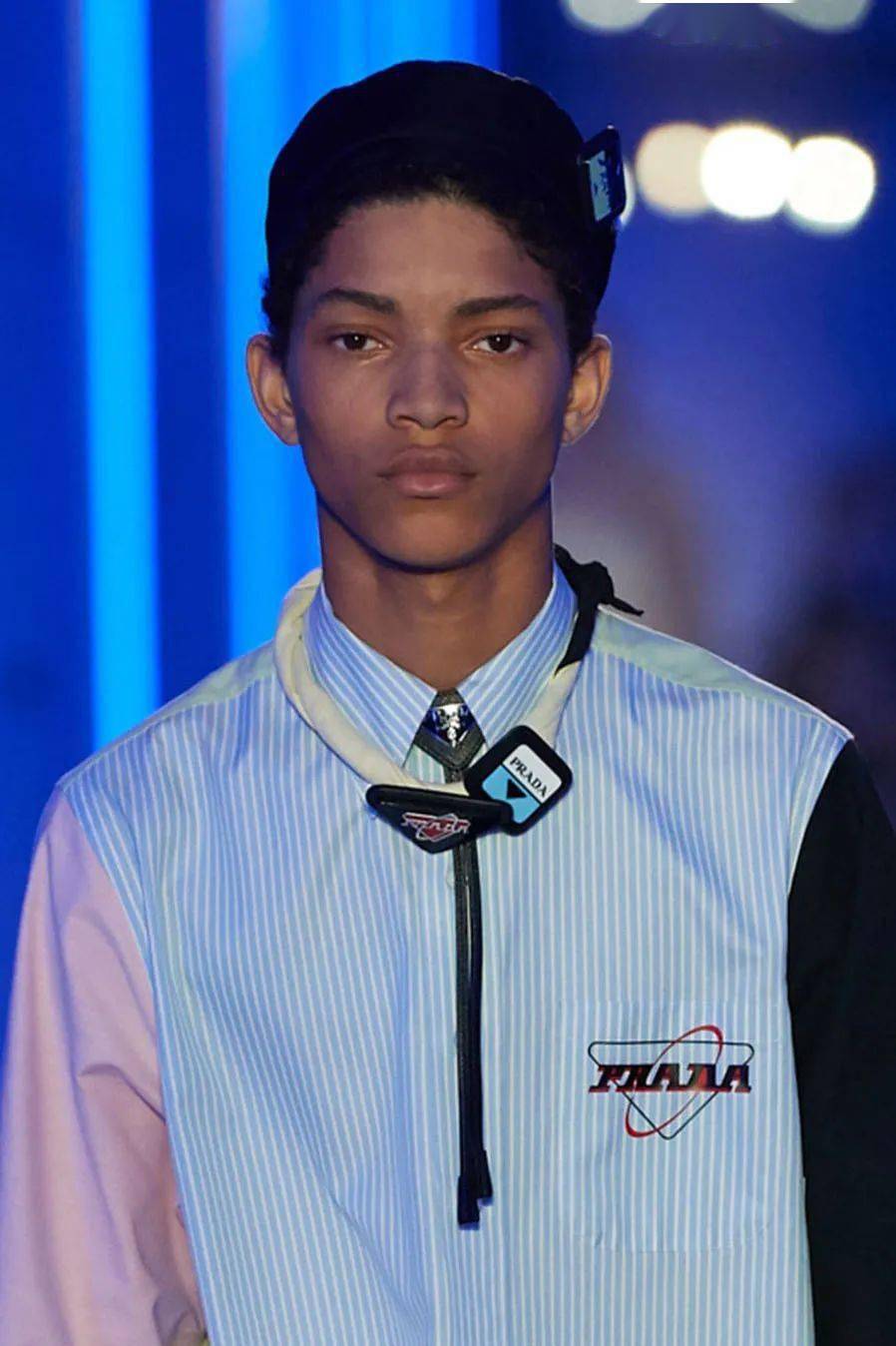 男人脖子上那点事儿