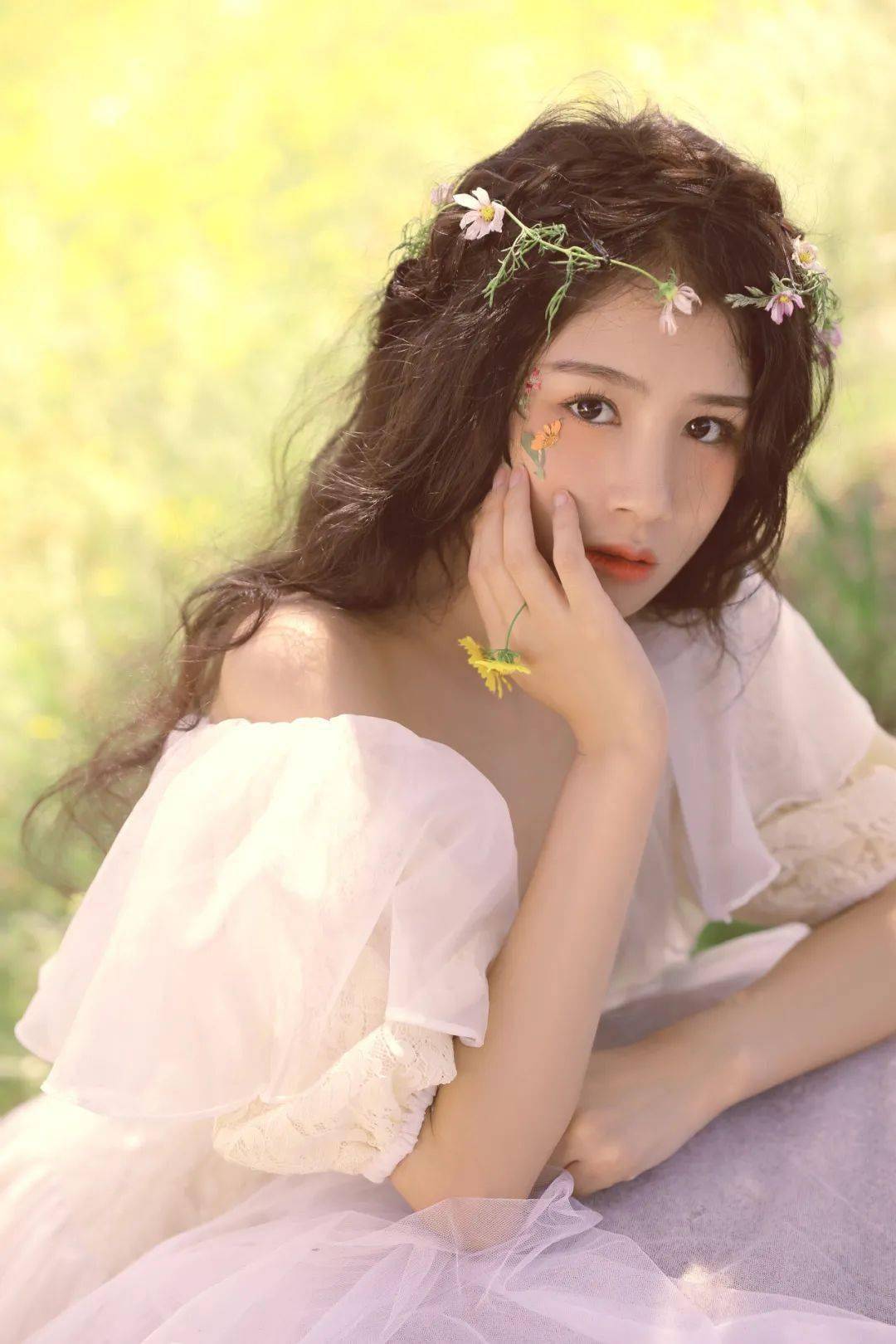 凉音最新写真出炉仙气飘飘