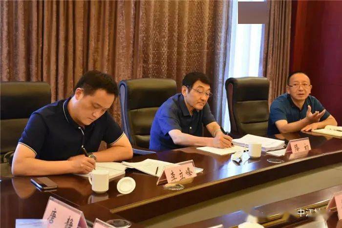 德阳市委常委,中江县委书记苏刚,德阳市政府副市长徐光勇,德阳市委副