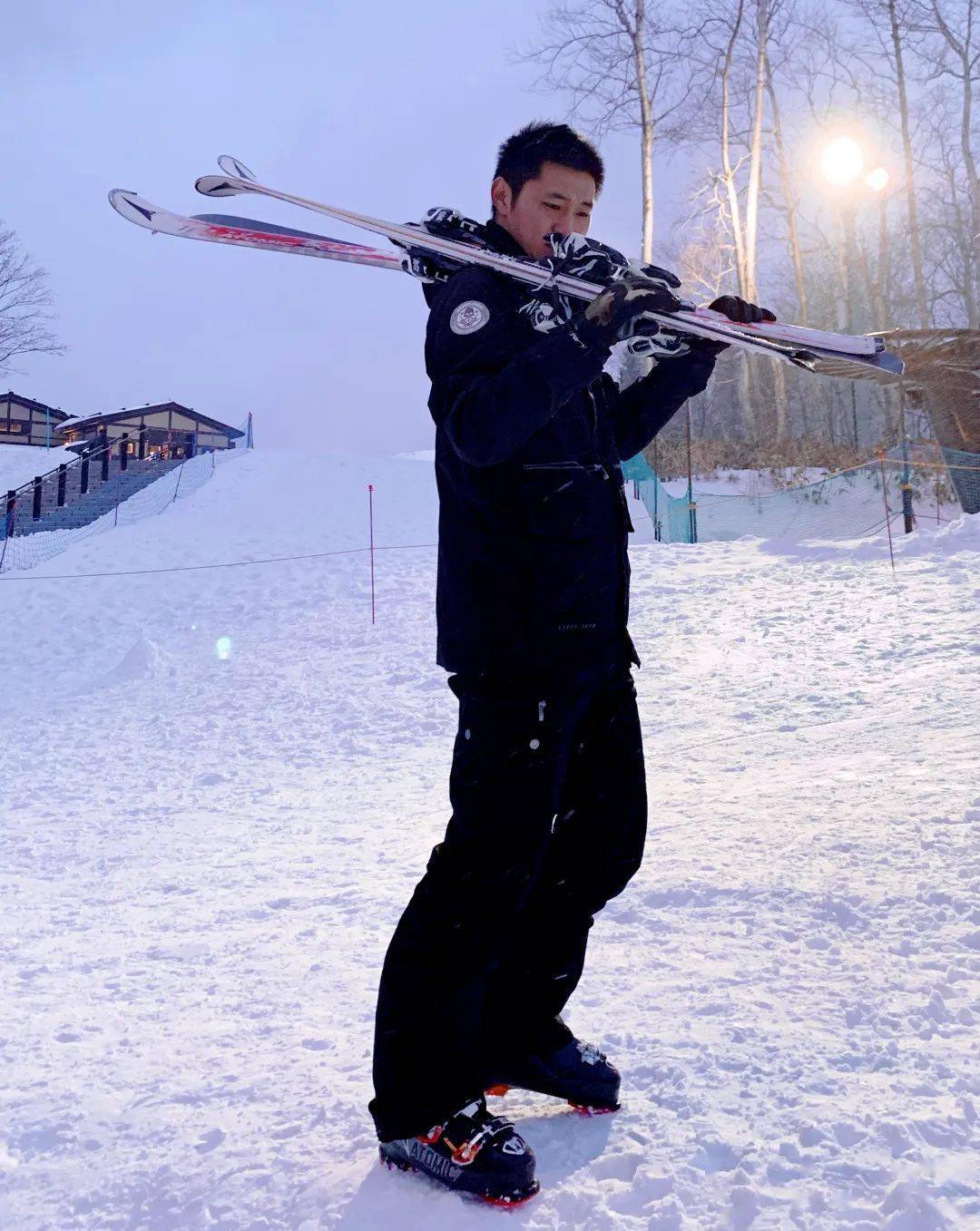 周斌仲俊超孙晨艳朱迪谢月欢吴炆翁震宇赵宁慧李瑛瑛朱智慧陈青云