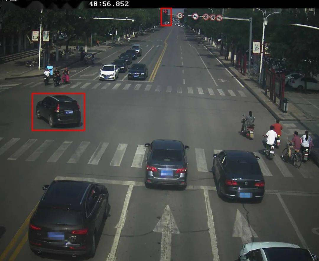 违法曝光今天肥城这15辆汽车上榜居然有5辆闯红灯