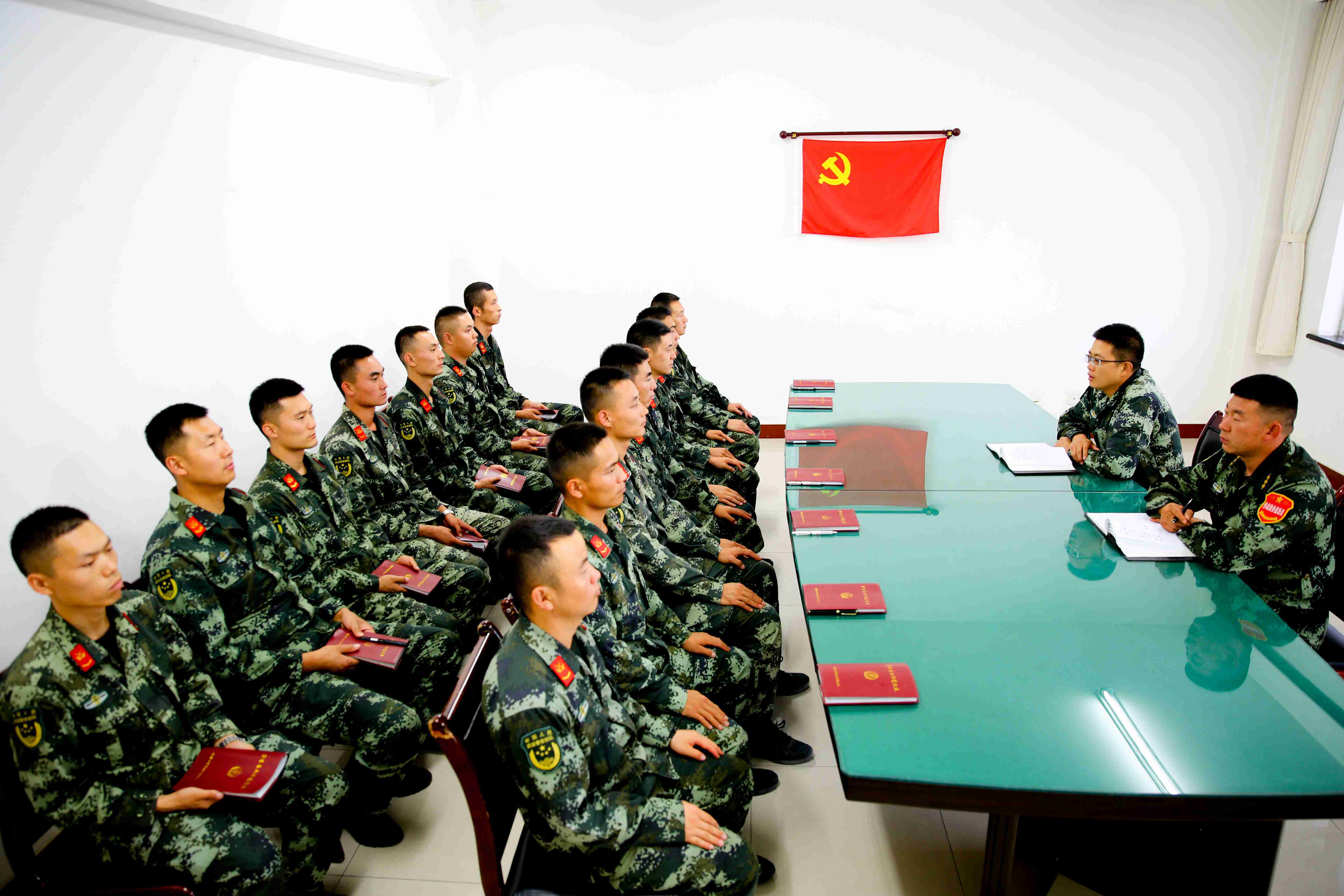 争当《纲要》明白人,争干抓建明白事_基层