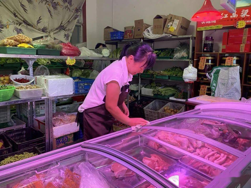 百姓故事水果店老板娘刘传娟的幸福生活