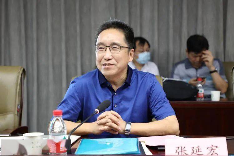 郑大一附院院长刘章锁教授 介入科主任韩新巍教授主持中原学者项目