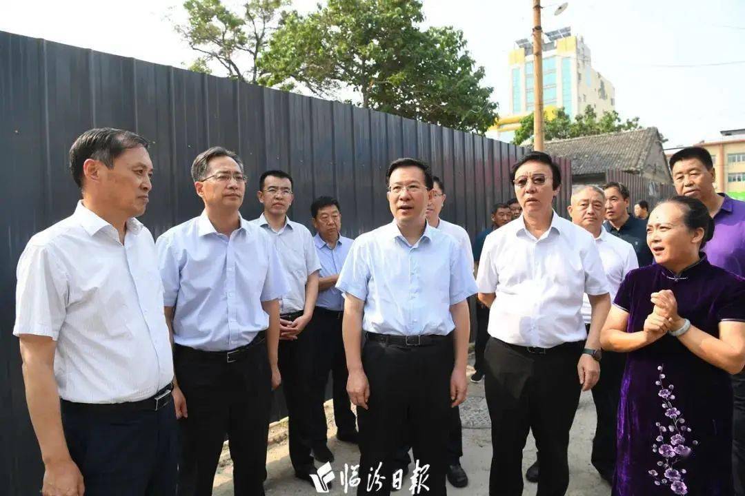 每日要闻解放路老旧建筑拆迁进展如何董一兵现场调研并解决问题