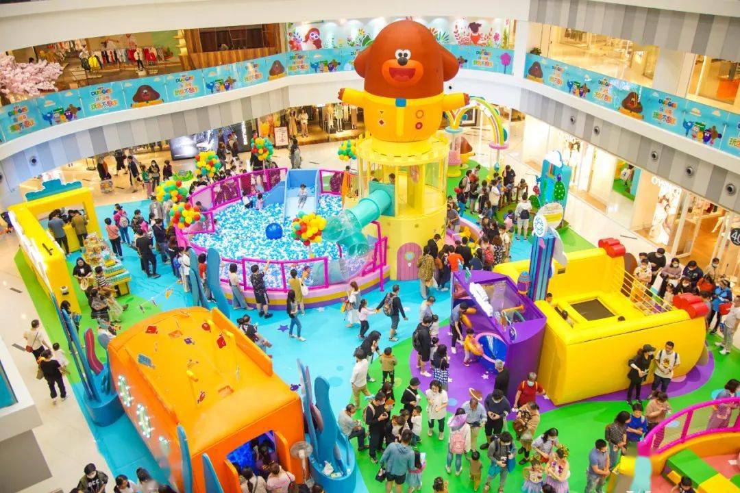 每一个互动场景,都潜移默化地增设了"剧情式"互动,在还原动画原型的