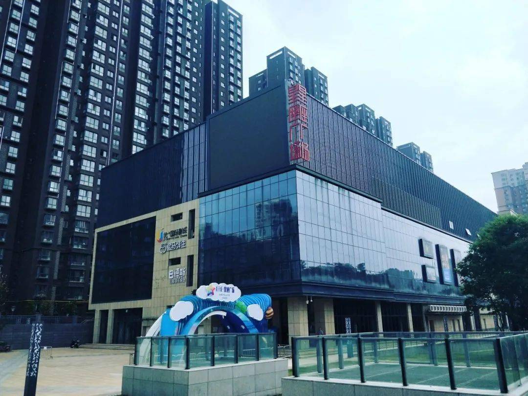 10盛美卓越商贸有限公司拟开展年末大促和元旦特惠.
