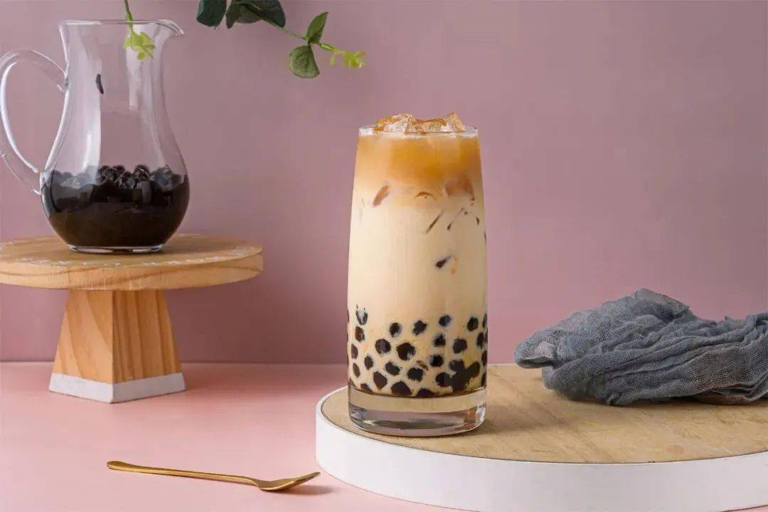 招牌乌龙烤奶众多选择总有一款配料合你口味q弹珍珠,爽口椰果,仲有