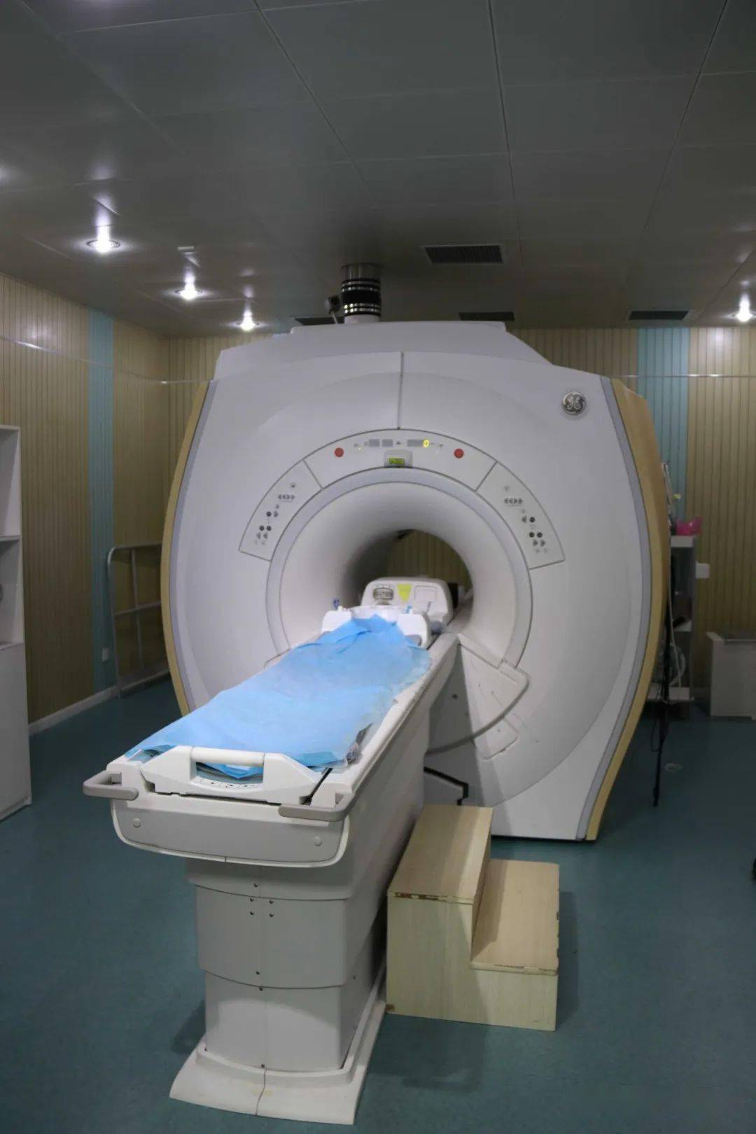 5t磁共振64排128层螺旋ctge超高端平台16排ct520标准化的层流手术间