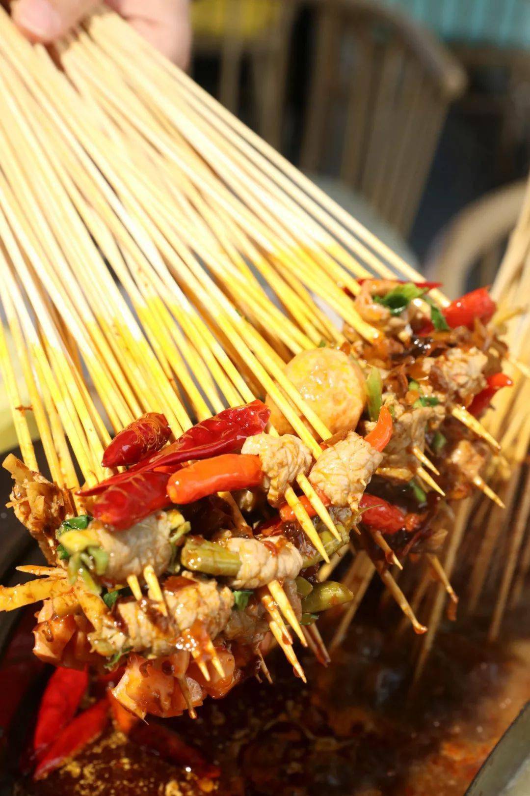 万物皆可卤据传赤峰首家卤味串串店炎炎夏日送88瓶啤酒