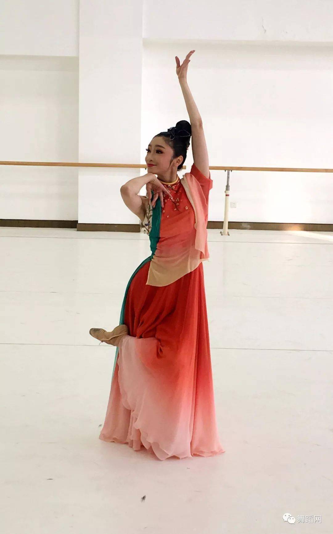 石雪函喜上梅梢世上真有如此惊艳的人这是什么神仙