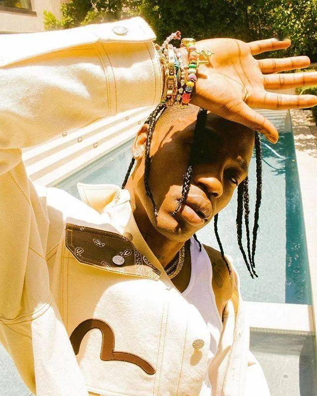 jadensmithxnewbalancetopshop撤离香港levis实施全球裁员计划