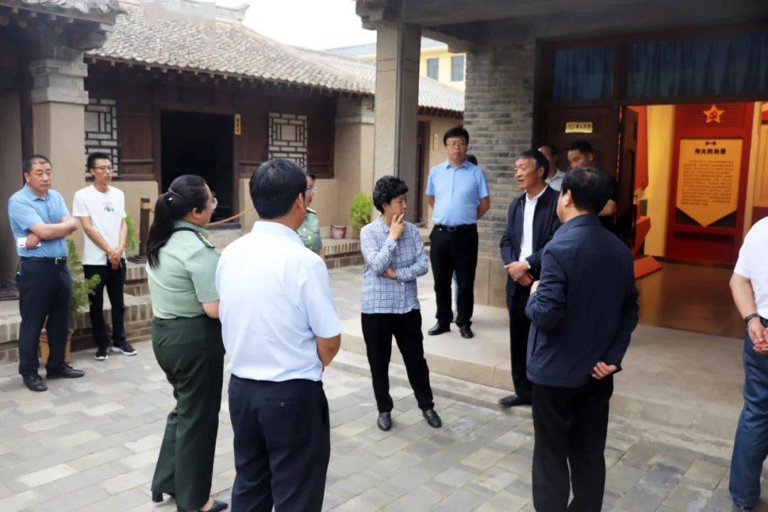 副省长何伟调研榜罗镇革命遗址