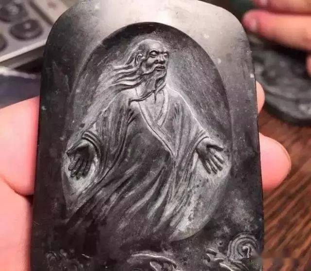 玉雕"老子"道法自然,看工艺才知修行之浅薄