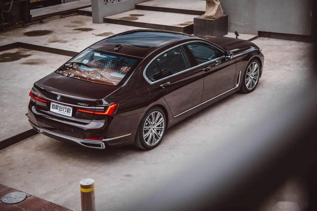 一台要抢着坐后排的bmw宝马740li的操控不行了
