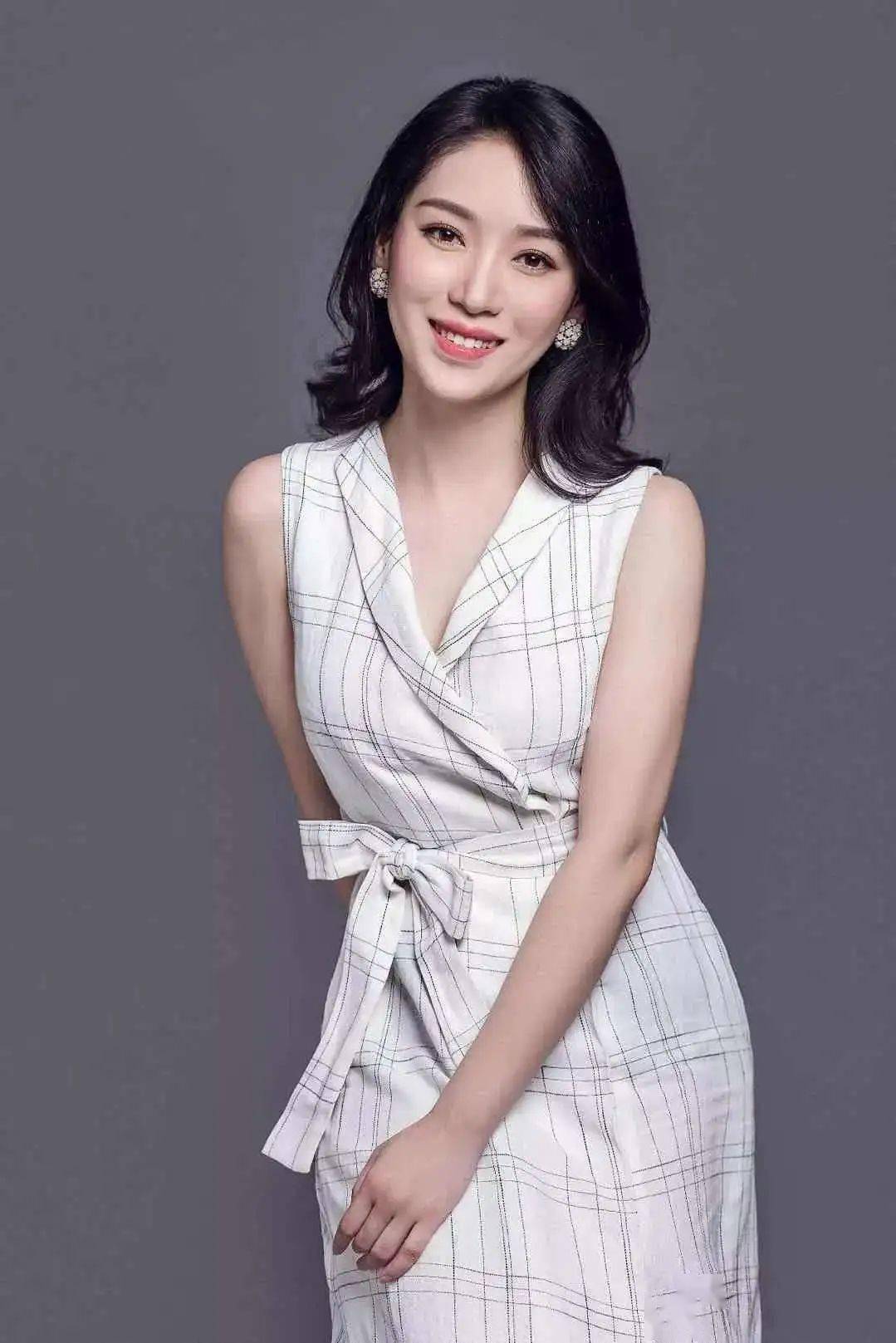 蒋宁,浙江话剧团有限公司浙话新势力优秀青年演员.