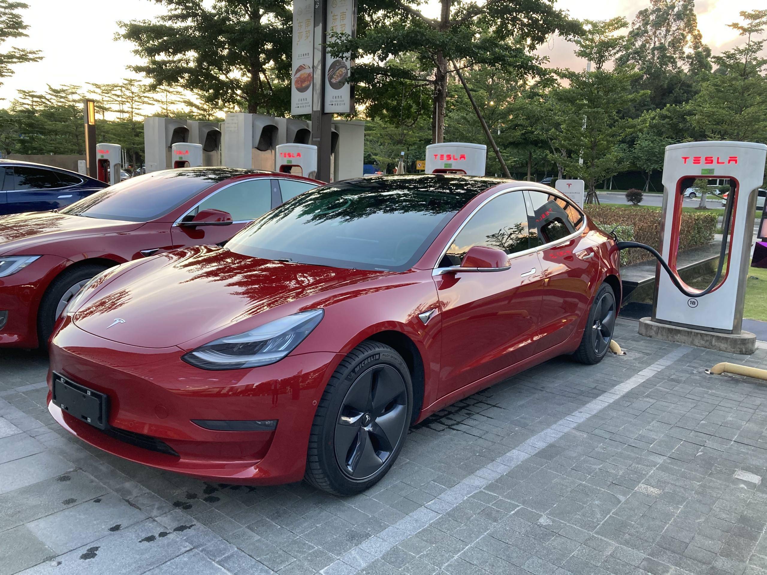 中国制造 tesla model 3 长续航体验