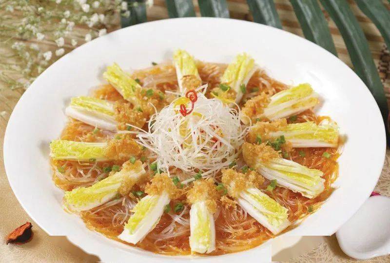 粉丝蒸白菜寻常食材以清亮姿态登场原汁原味这就是蒸的魅力