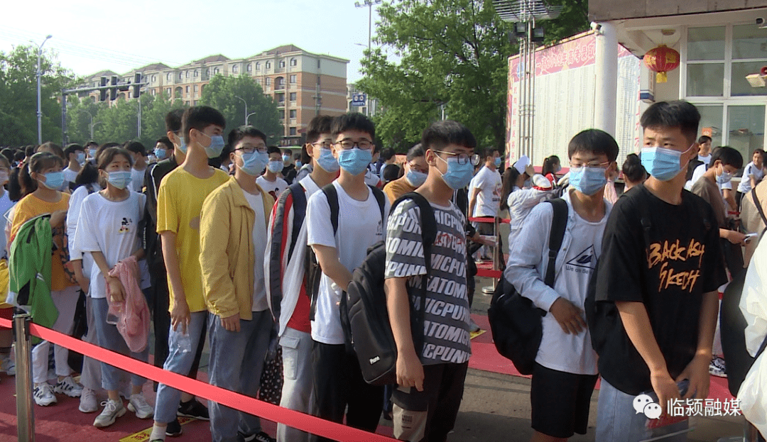 二建建造师报考条件_报考建造条件师二建难吗_报考建造条件师二建有用吗