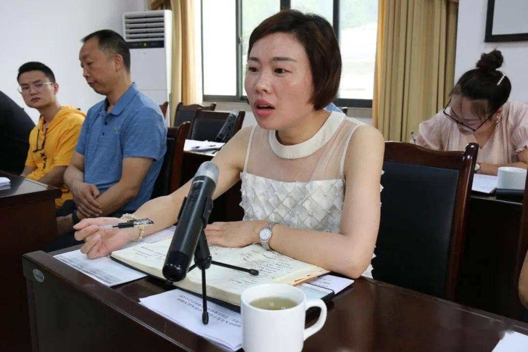 市人大第六调研组来平武县调研《中华人民共和国就业