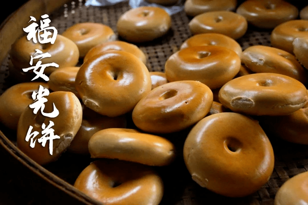 福安七层糕红白相间七层高软糯香甜味道好妈妈的手艺真的是个宝小小