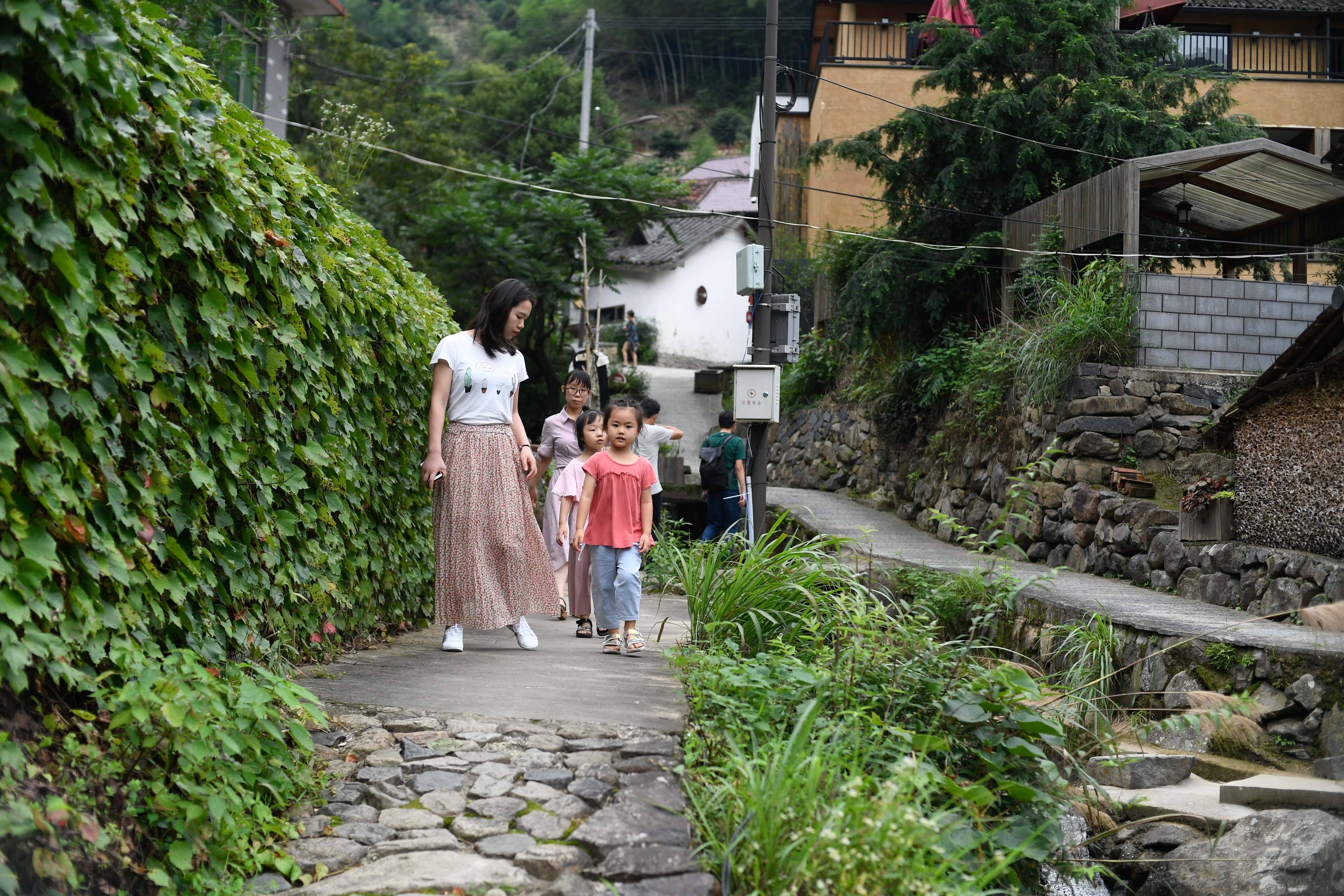 桐庐畲乡山寨一日游图片