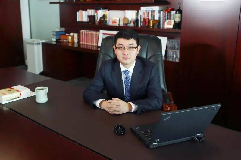 官曹青2001级经济学专业知名电商品牌"七格格"创始人兼ceo学院网址