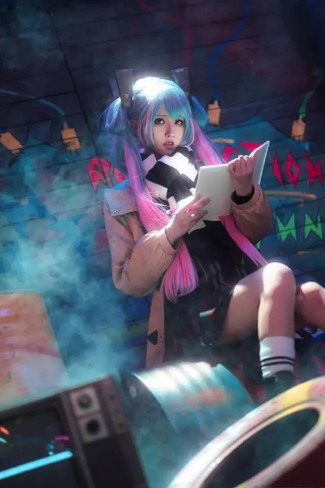 16岁萝莉cos孙尚香时之恋人青春无敌入眼心动的双马尾