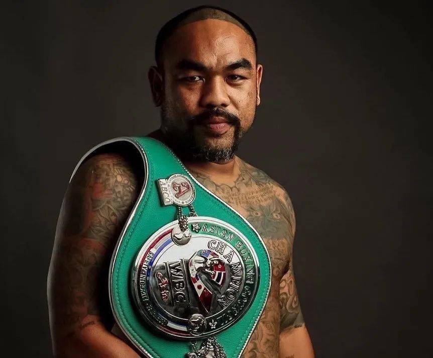 彼得丹请来监狱拳王帮忙备战罗唐要小心了