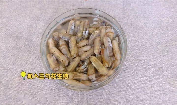 这指甲螺噼啪作响好热闹,鲜甜多汁有诀窍!_豆芽
