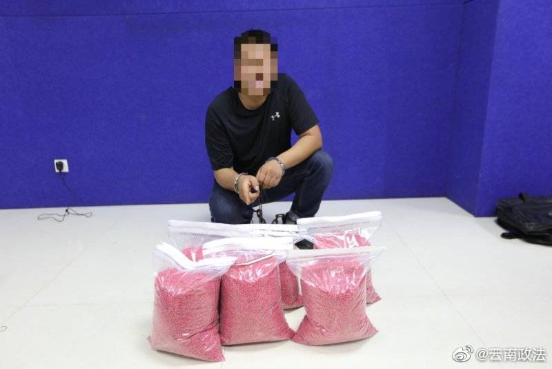 云南景东破获特大运输毒品案:缴毒30余公斤,刑拘2人