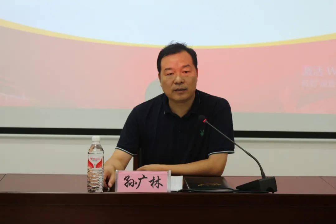 市交通运输局党组书记,局长孙广林对抓好项目质量安全工作