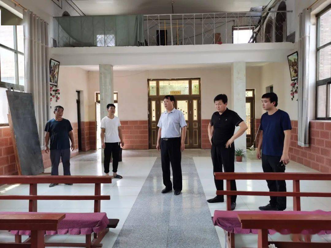 曲周县人大常委会副主任杨振旗到第四疃镇调研指导工作