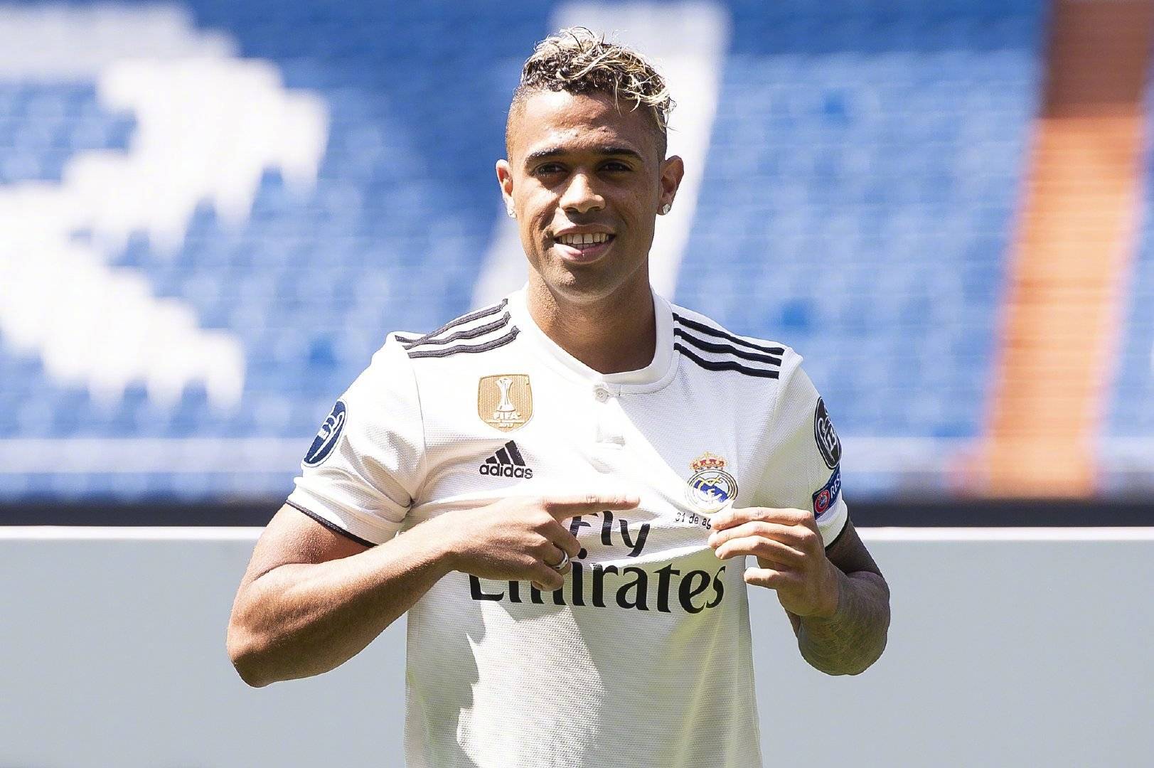 体坛联播|皇马前锋马里亚诺确诊新冠,孔蒂辟谣国米买梅西