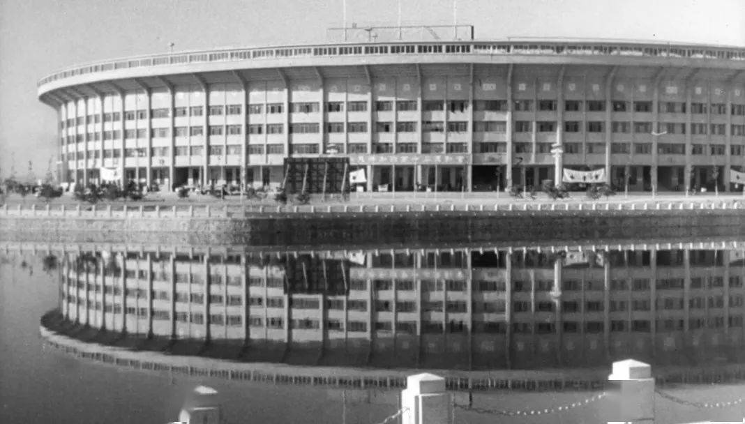 北京工人体育场启动保护性改造复建回顾60年前五建铁军汗水征程