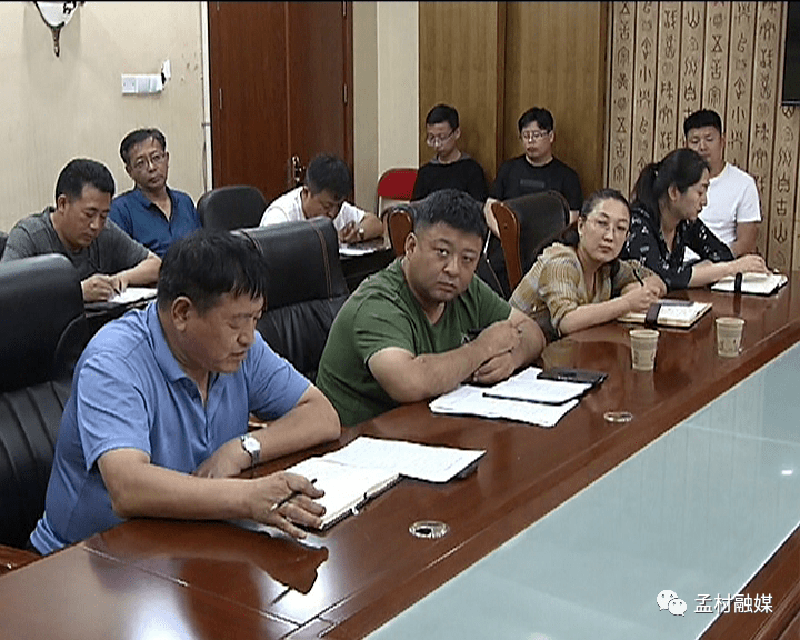 张宝芳强调,双代办各单位,各乡镇与各燃气企业要及时沟通,通力协作