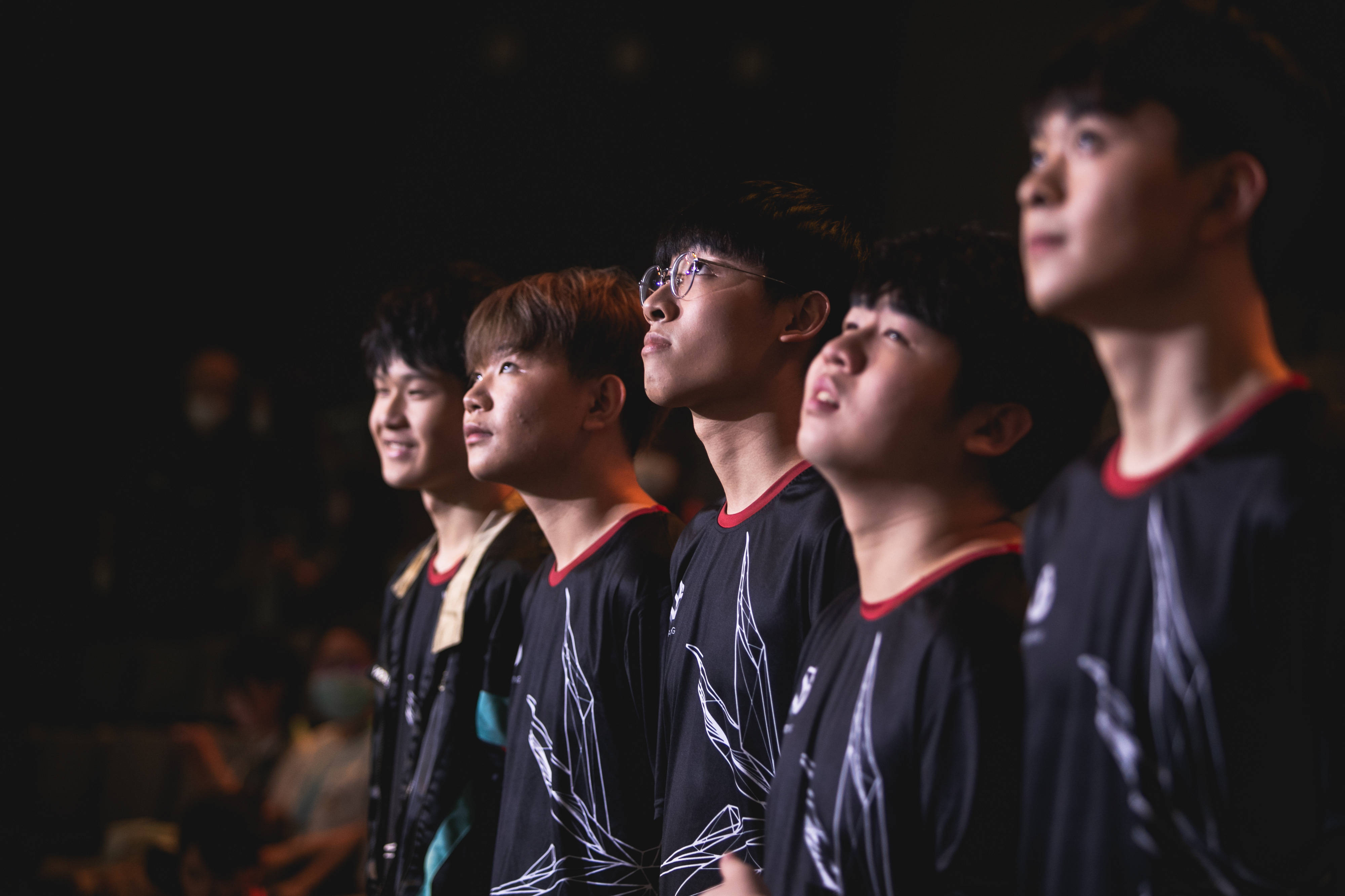 「世冠预告」7月30日,成都ag超玩会 vs vg,谁能晋级四强?