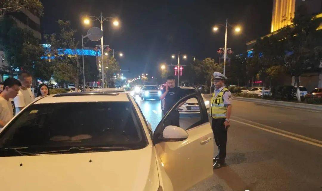 很拉風商丘夜間飆車黨出沒深夜炸街嚴重擾民交警出手了