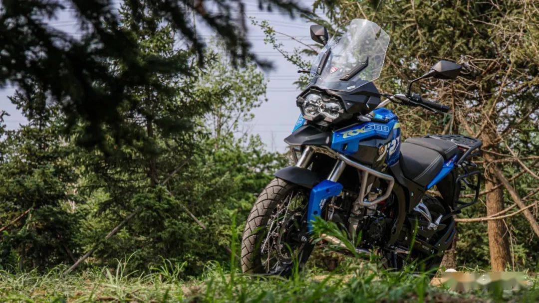 越野车级动力感受的国产拉力,试驾赛科龙rx 500