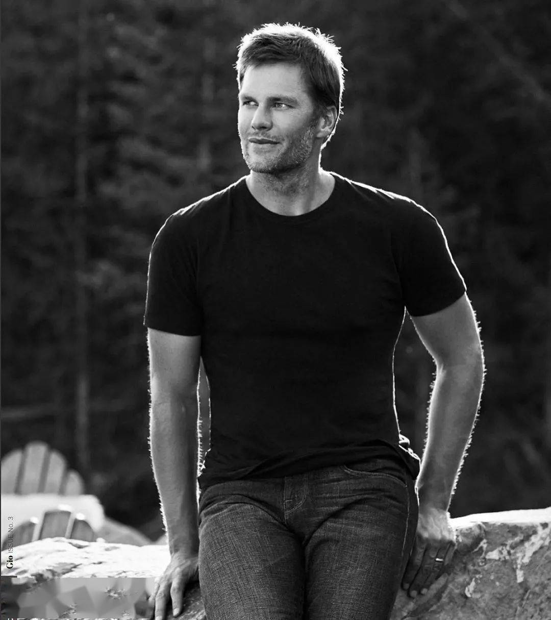 汤姆布雷迪43岁生日快乐